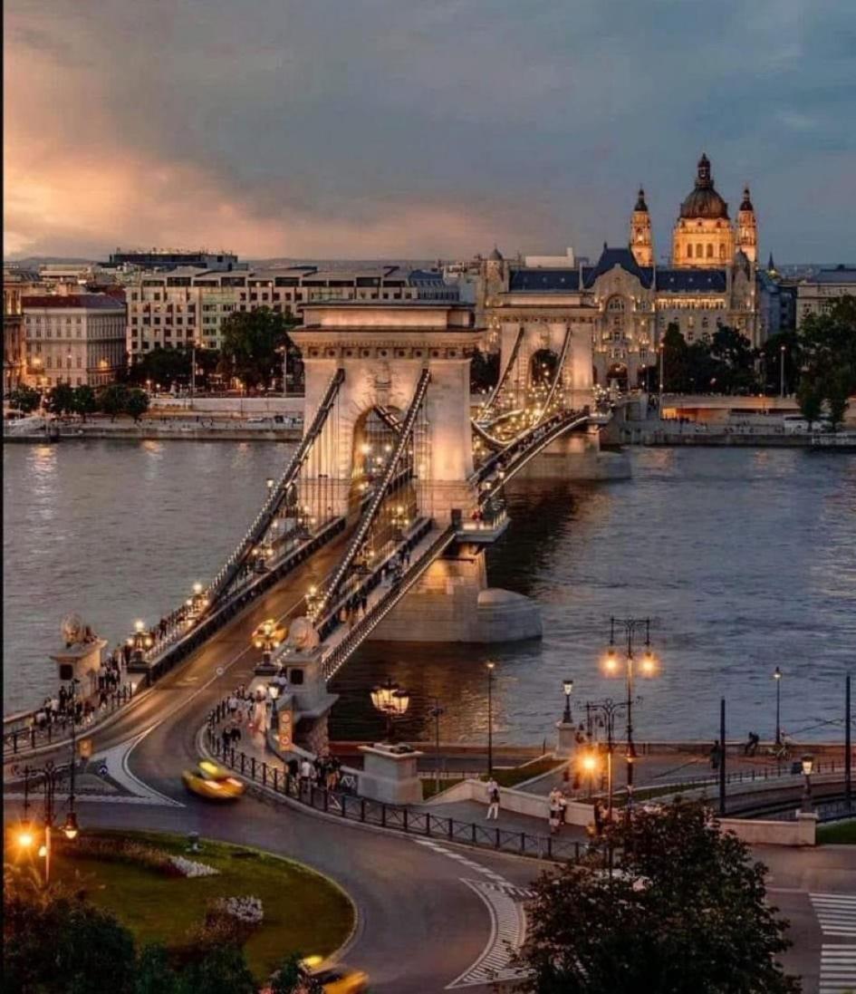 U Home Central Budapest Luaran gambar